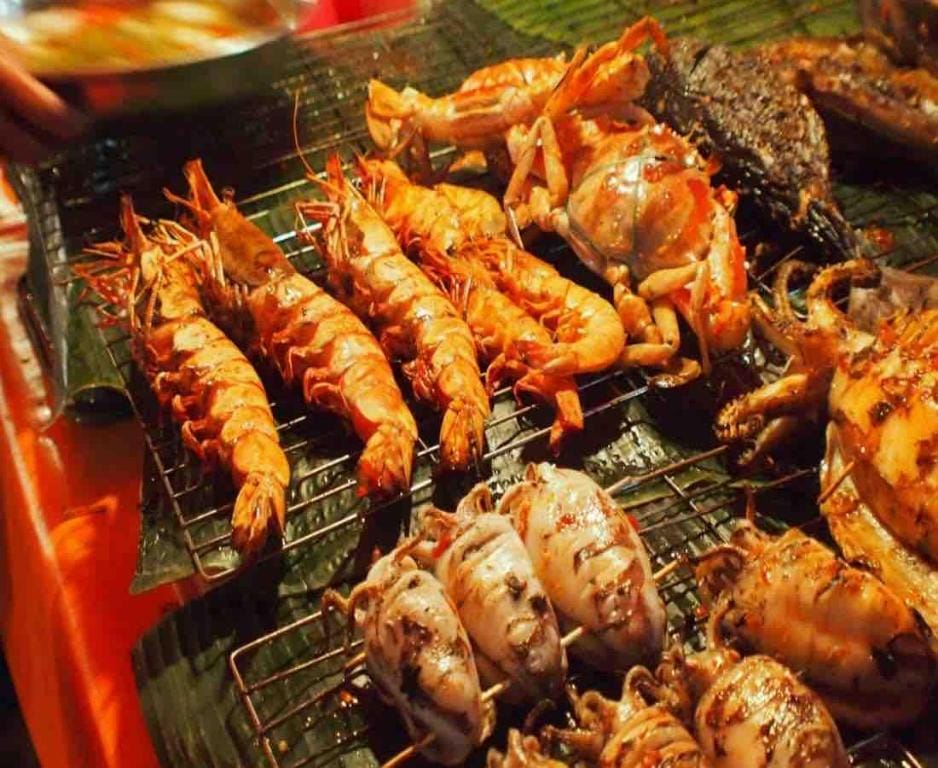 City-house芭堤雅4卧室现代泳池别墅、近步行街、近海滩 Vacation rental in Pattaya City