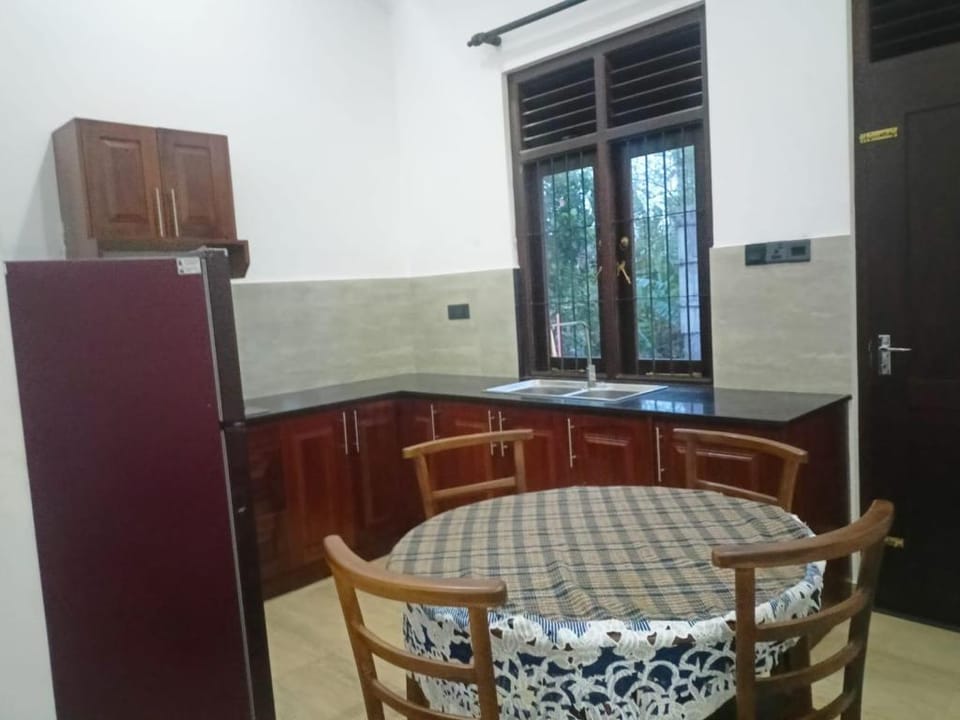 Air Green Hotel Apartment in Western Province
