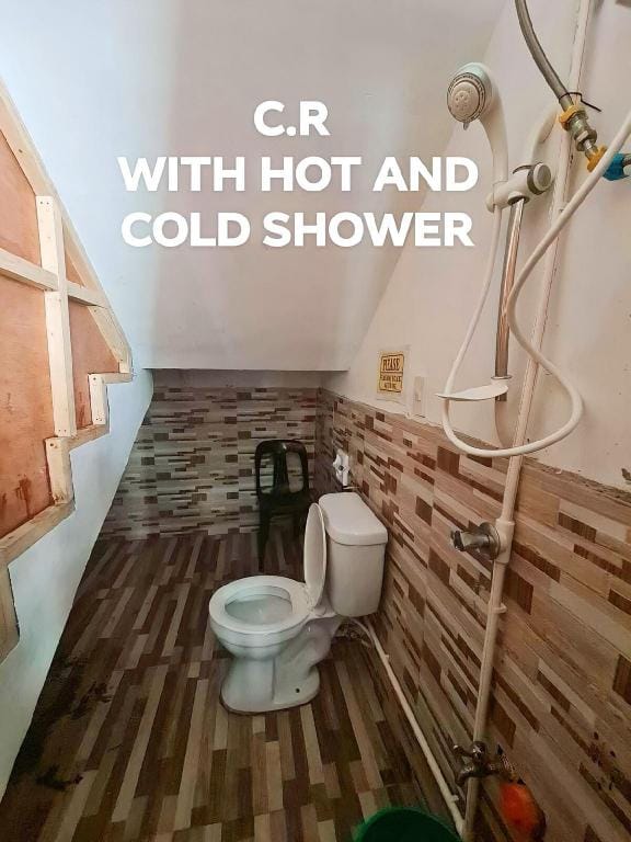 Room for 2-4 pax 1st floor Awingan transient Vacation rental in Baguio
