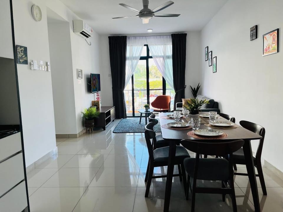New! Modern 3-Bedroom Home Near Desaru Beach G0908 Apartment in Johor