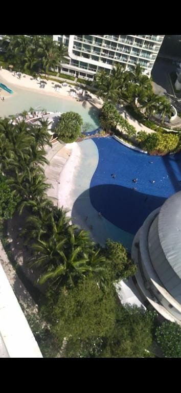Azure Staycation at Positano421 By. Cristy Deniega Apartment in Paranaque