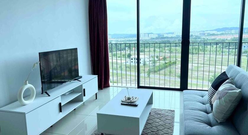 Horizon suite @ Trefoil Setia Alam Apartment in Selangor, Malaysia