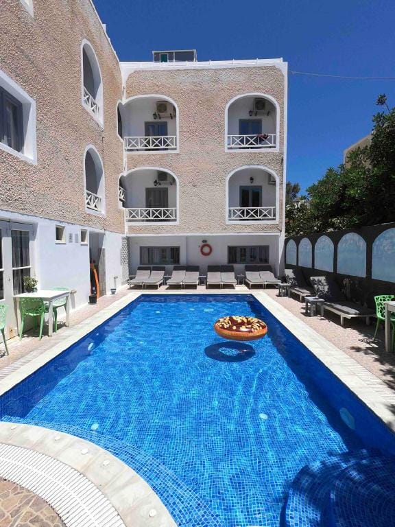 Family home 30 meters from Perissa Beach Apartment in Perissa