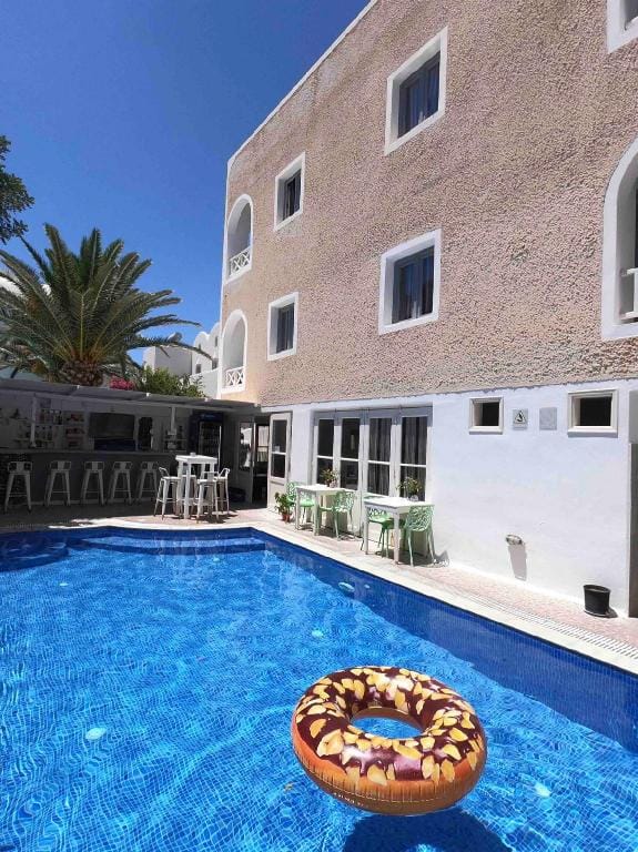 Family home 30 meters from Perissa Beach Apartment in Perissa