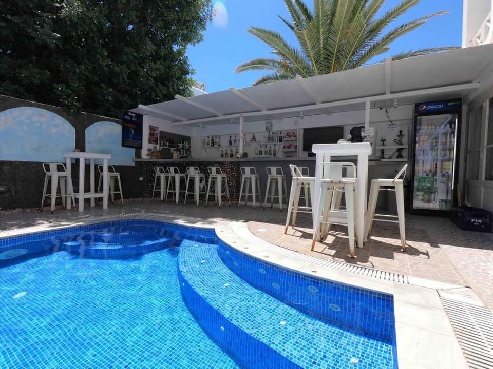 Family home 30 meters from Perissa Beach Apartment in Perissa