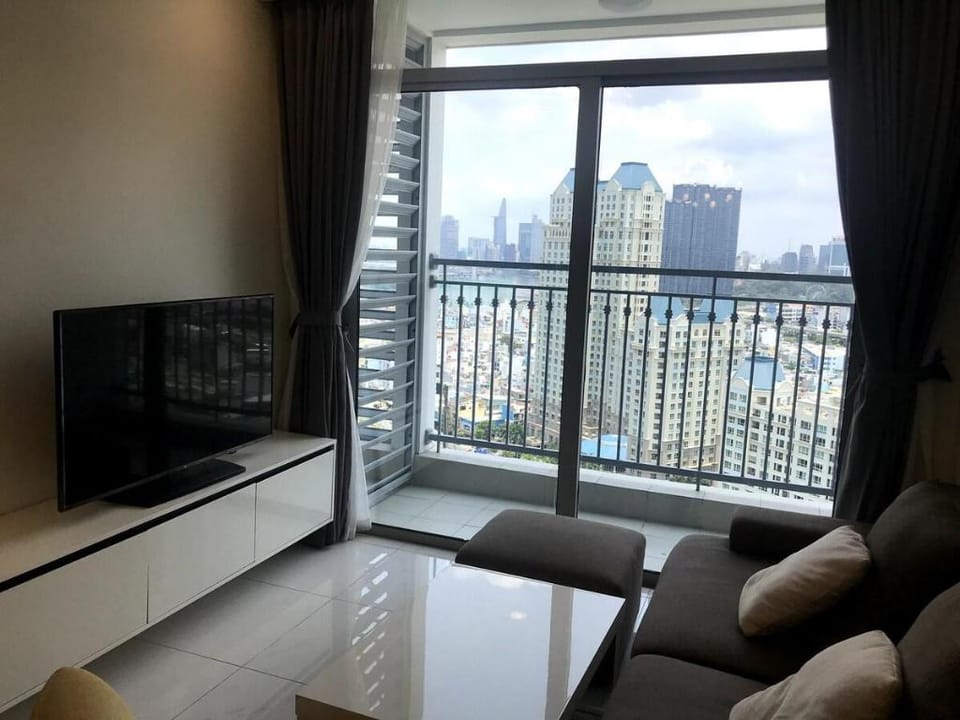 Vinhome Central Park Cho Thuê Hai Phòng Ngủ  Vacation rental in Ho Chi Minh City