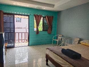 Phonsomboon guesthouse  Apartment in Ko Tao