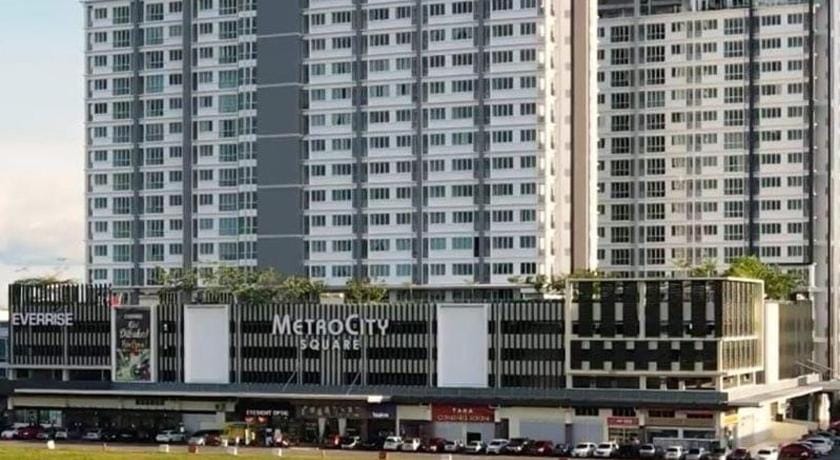 Teratak Al-Kautsar Homestay Apartment in Kuching