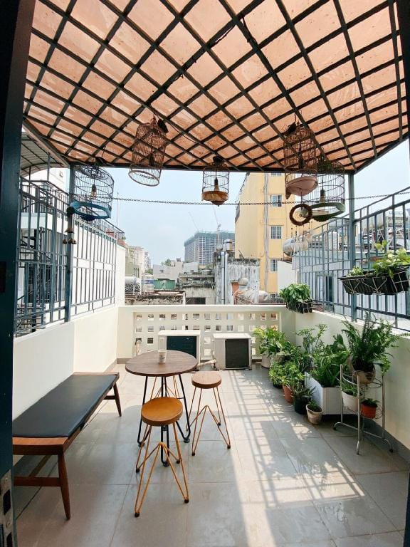 Double Bed in 1 Bunk Bed Dorm-Mixed (Share room)2 Vacation rental in Ho Chi Minh City