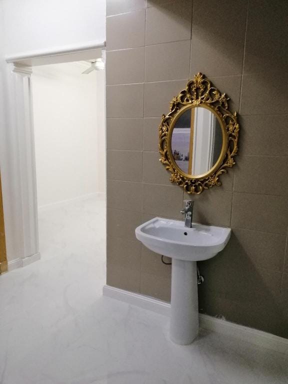 SAQRصقر 10 ( مجلس واسع غرفه نوم مطبخ)  Apartment in Riyadh