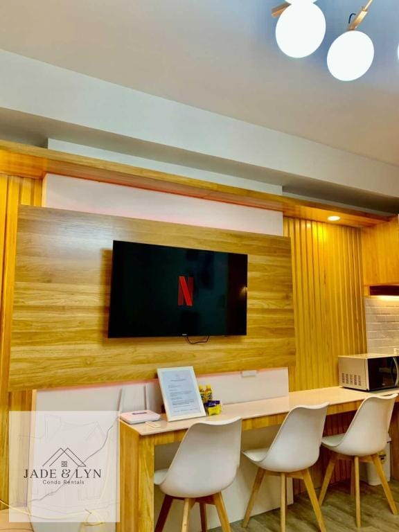 Mesavirre Garden Residences Unit 406 Vacation rental in Bacolod