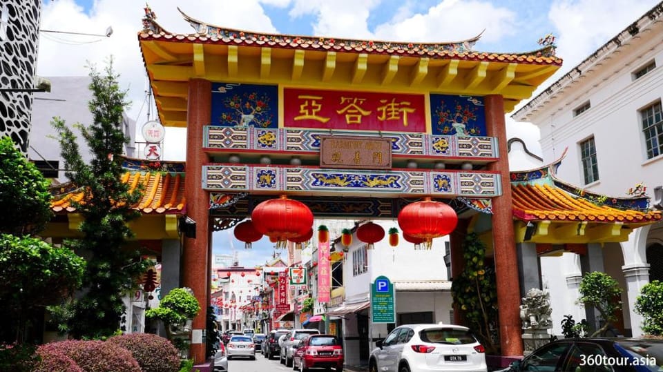 Jk>KingCentreHotel>18Pax>6BedR>5BathR Vacation rental in Kuching