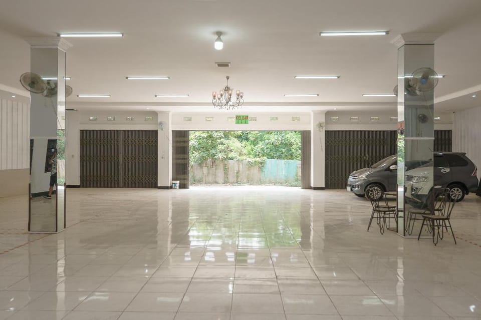 RedDoorz near Jalan MP Mangkunegara Palembang Hotel in Indonesia