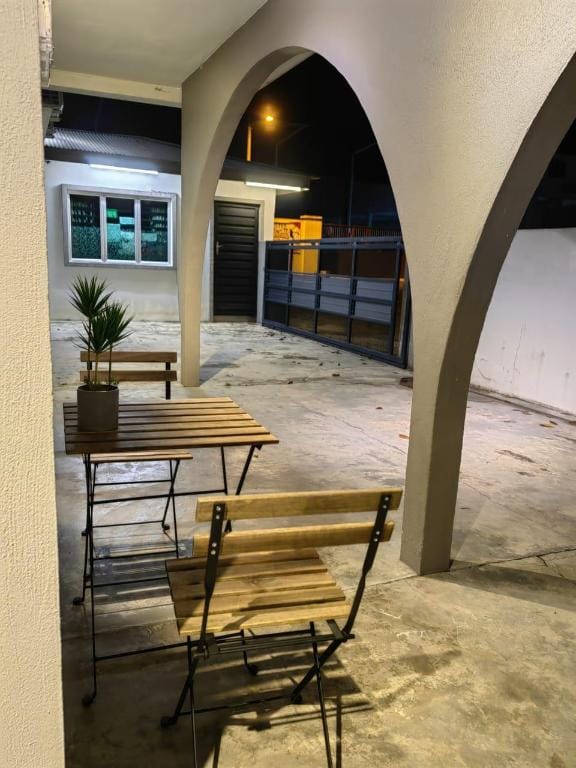 Semi-D First Garden 118 Homestay Ipoh 5 Pax Vacation rental in Ipoh