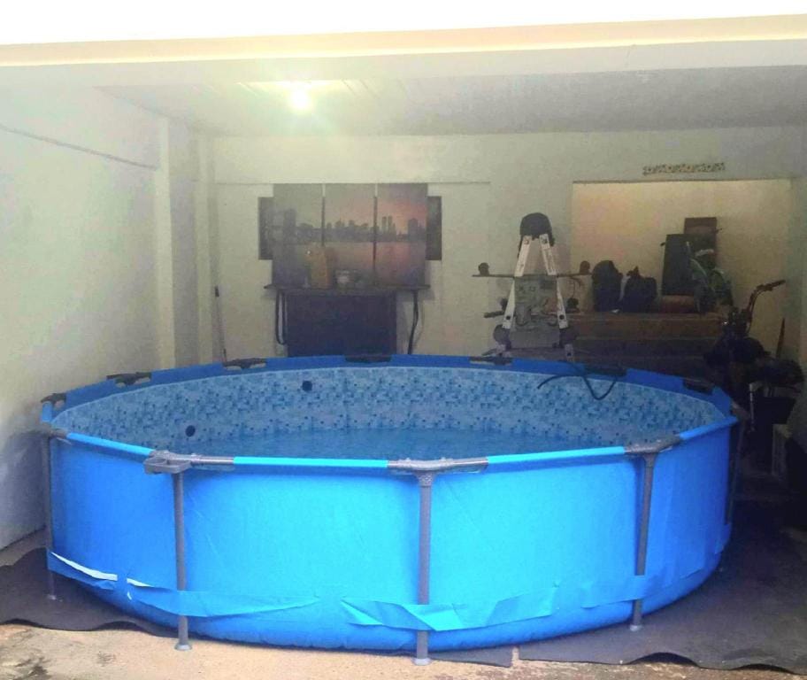 TAAL VIEW Townhouse with Pool, Netflix,Videoke PS4 Vacation rental in Tagaytay
