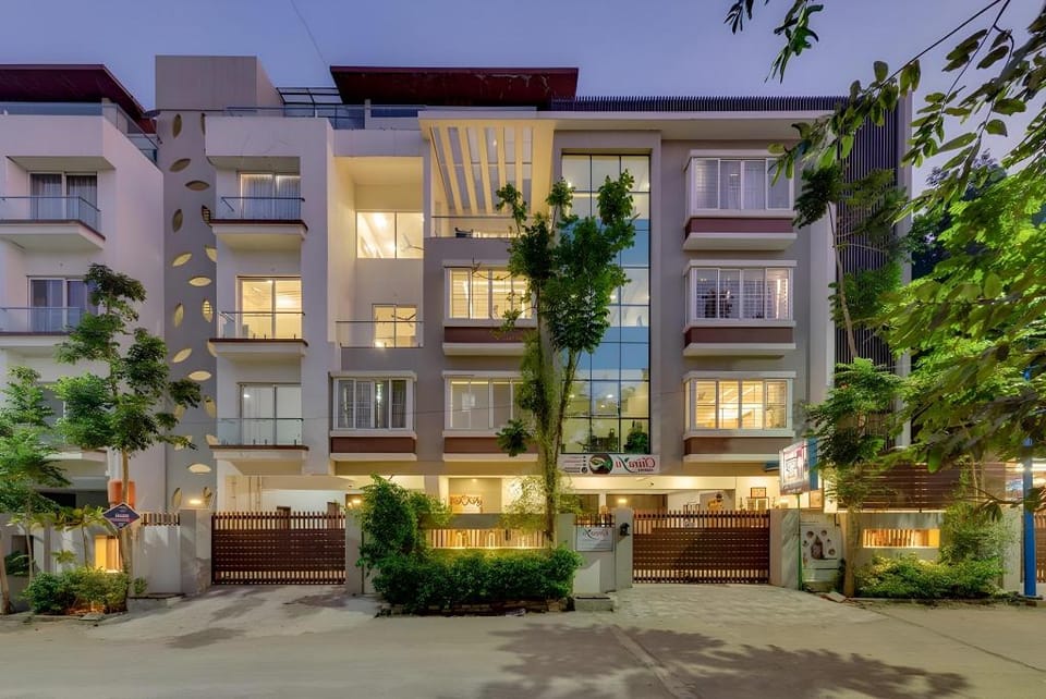 CHIRAYU EXECUTIVE SUITES Hotel in Pune