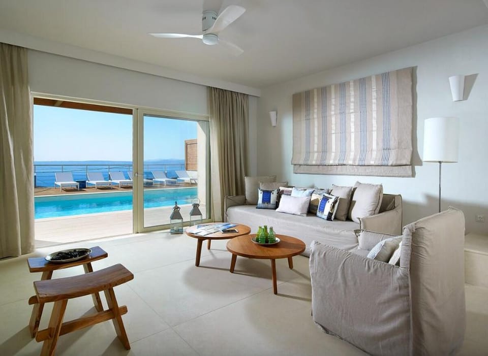 Three bedroom Villa Panoramic Sea Views by Delfus Villa in Crete