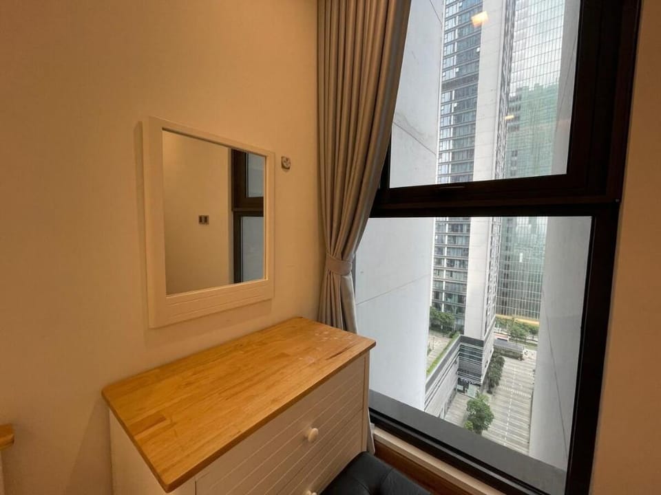 Vinhomes Metropolis 2 Bedroom Apartment in Hanoi