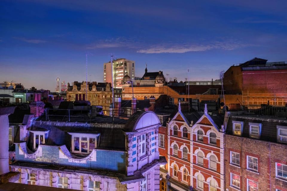 The Influencer Suite - Soho - by Frankie Says Apartment in City of Westminster