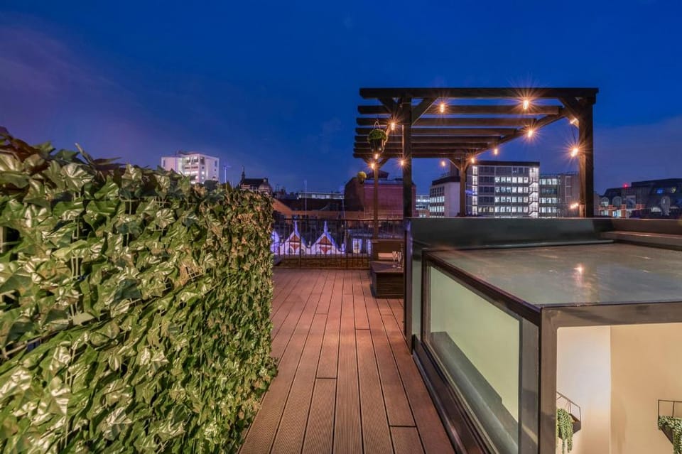 The Influencer Suite - Soho - by Frankie Says Apartment in City of Westminster