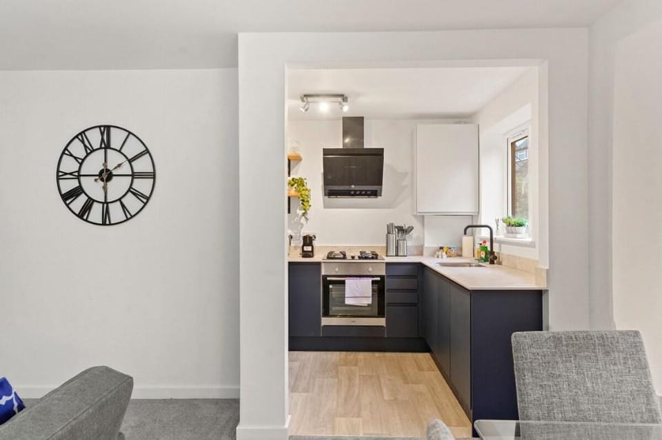 Two Bedroom Barnet Gem with Front Garden Apartment in London