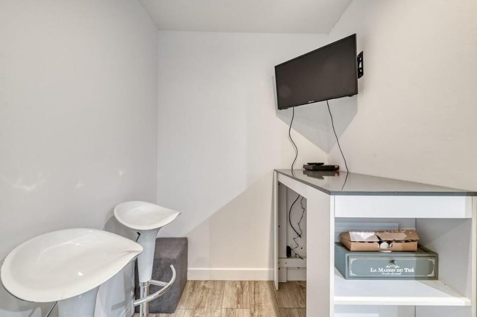 Modern studio for 2 persons near la Bastille Apartment in Paris