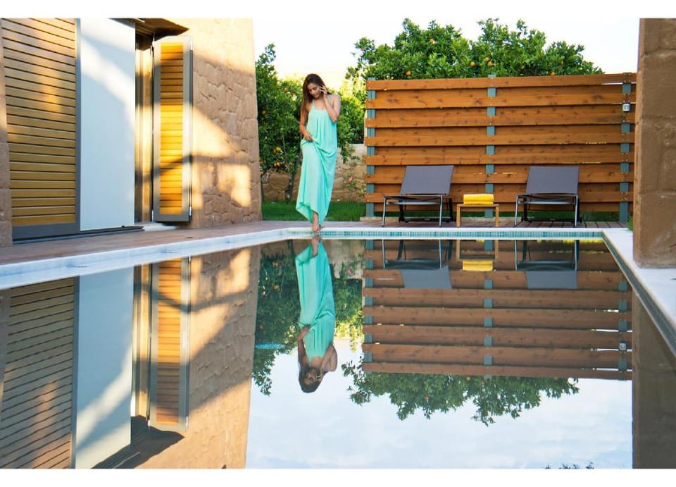Exclusive Villa with Significant Architecture 1 Villa in Crete