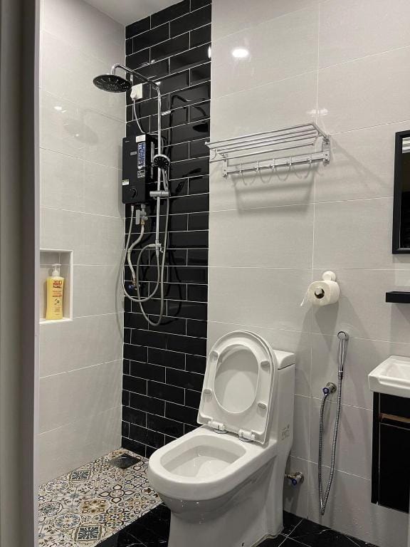 AiNad Guesthouse, Ipoh. 3 bedrooms & 3 bathrooms Apartment in Ipoh
