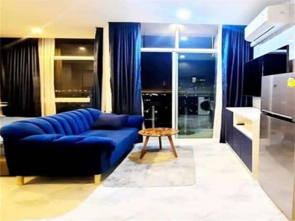 sea view apartment the grand Apartment in Pattaya City