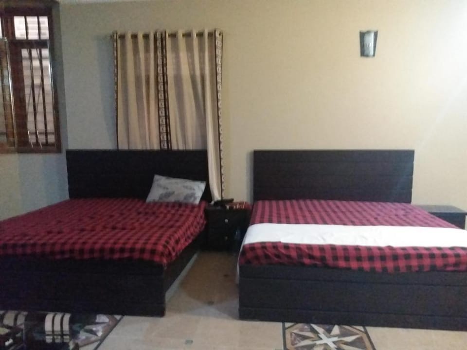 Elegant Palace Guest House Karachi Apartment in Karachi