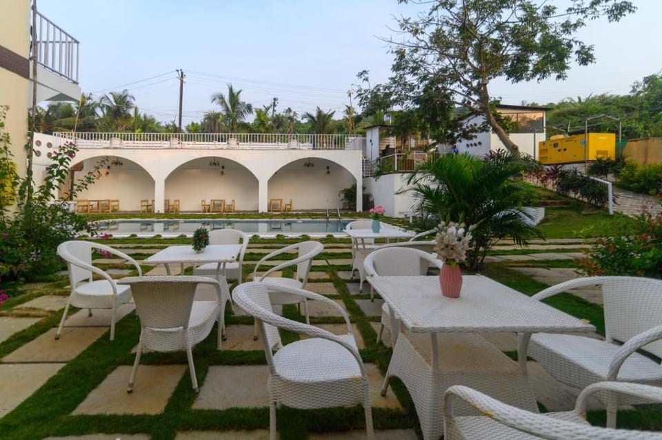 Tvessa A Boutique Hotel Goa Hotel in Mandrem