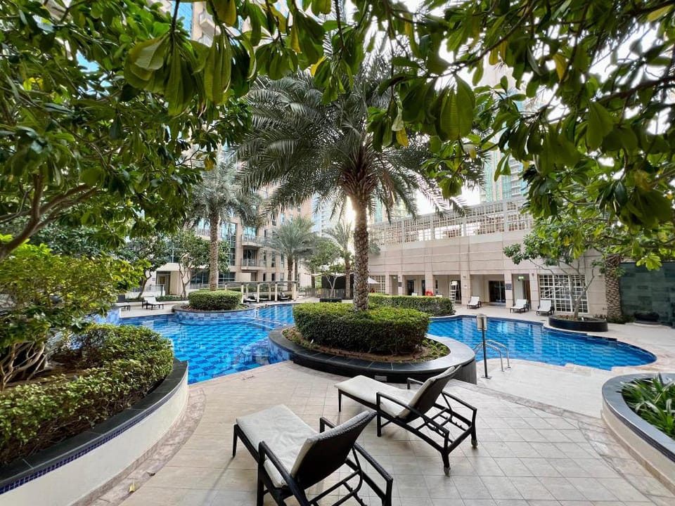 Apt in Downtown Dubai - 2Min Walk To Burj Khalifa Apartment in Dubai