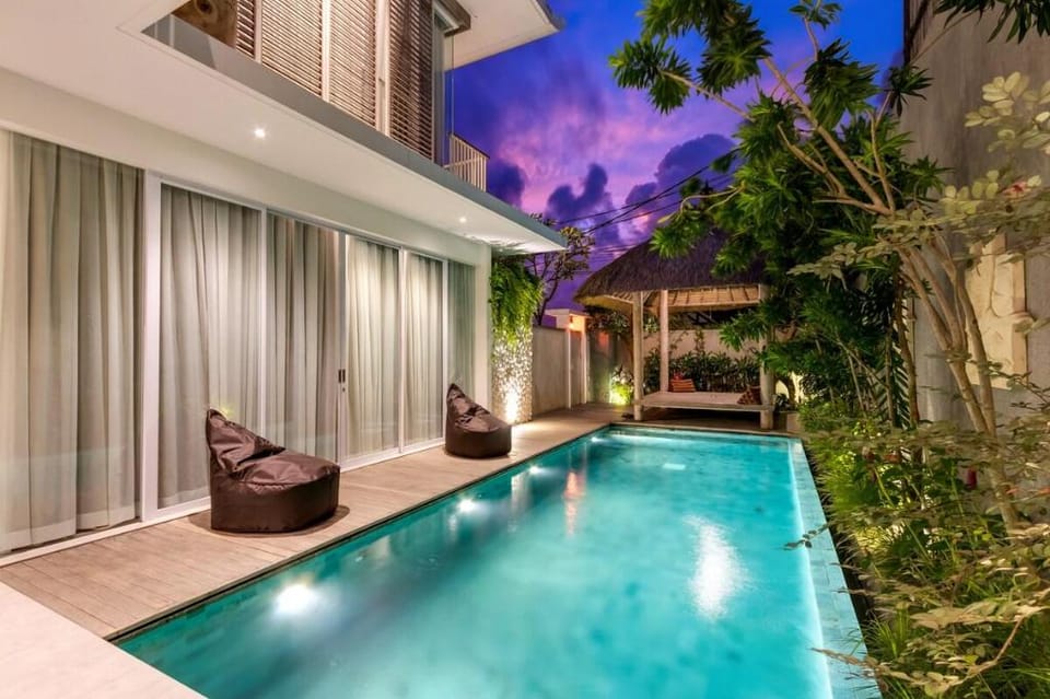Swan Villa 3 by Villa Finder Villa in North Kuta