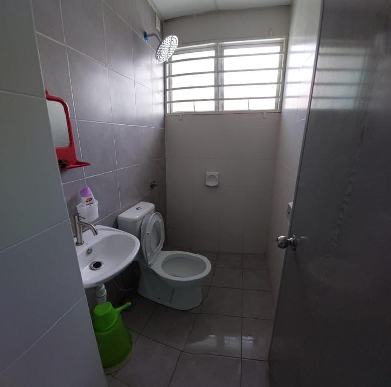 Restu Homestay - Residensi Warnasari Apartment in Selangor, Malaysia