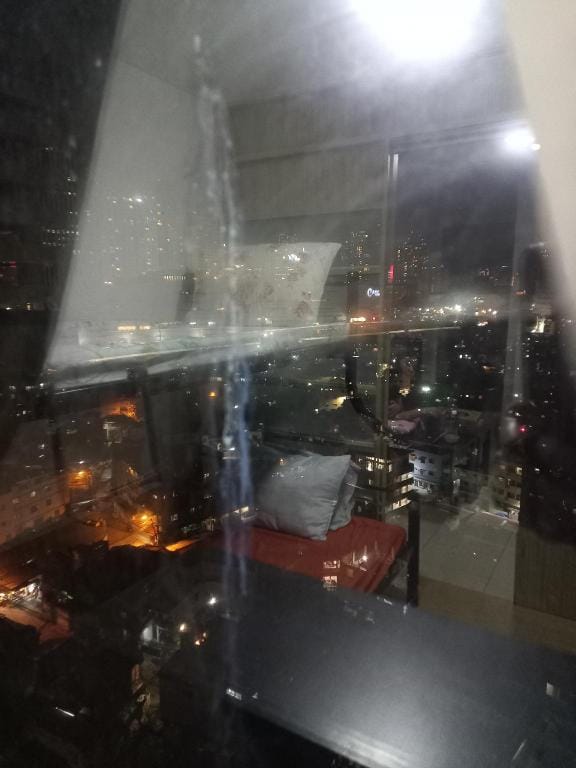 affordable staycation Apartment in Makati