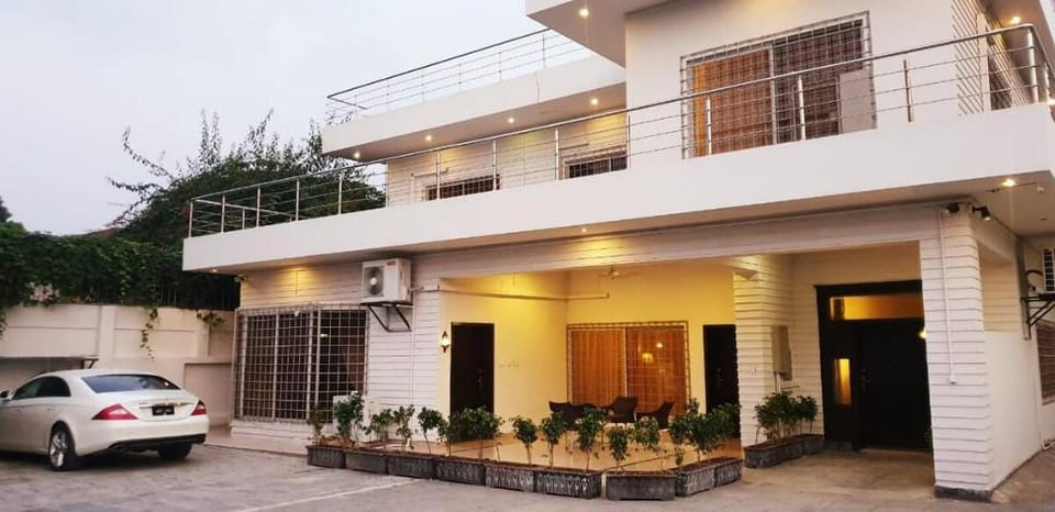 Reina boutique hotel - G6/3 Vacation rental in Islamabad