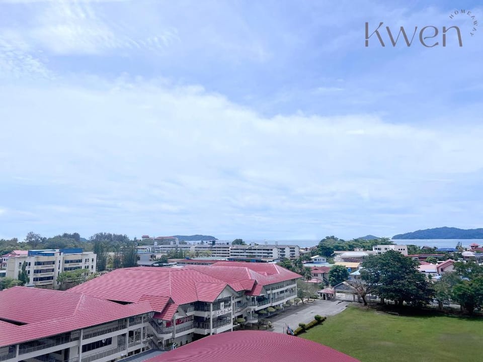KWEN Suites - Tg Aru InfinityPool Rare Seaview 3BR Apartment in Kota Kinabalu
