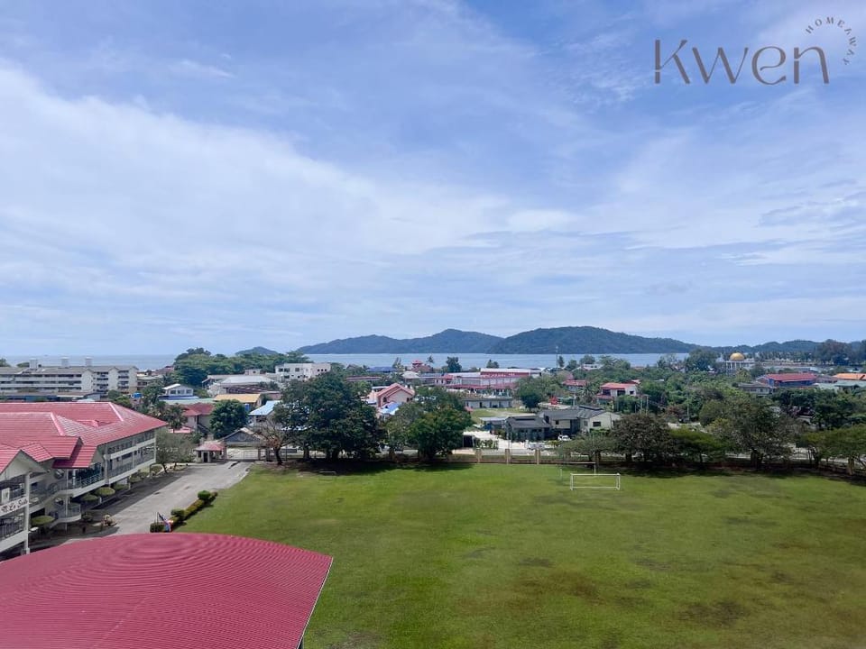 KWEN Suites - Tg Aru InfinityPool Rare Seaview 3BR Apartment in Kota Kinabalu