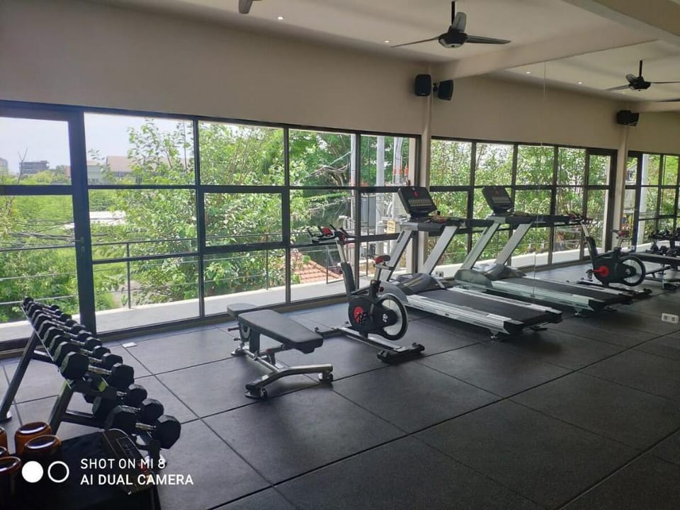 Joyfull 1BR Villa In Cangggu Villa in North Kuta