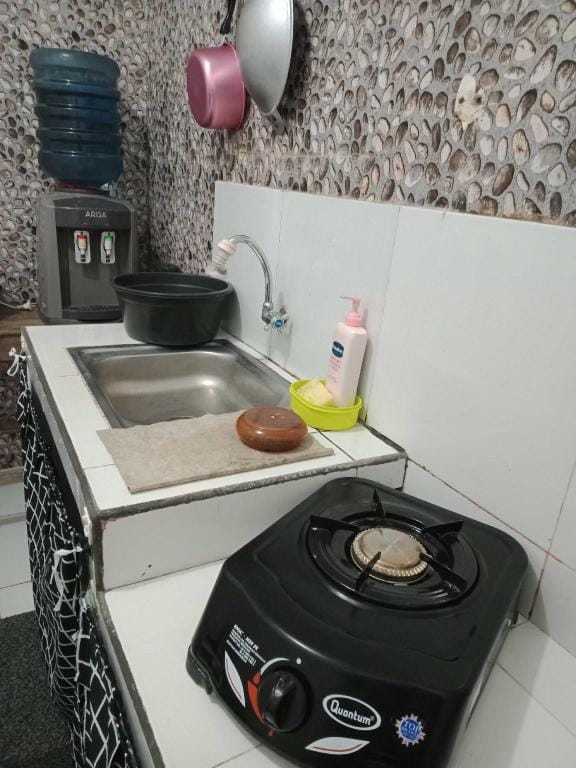 EXPRESS O 92303 Homestay Mutiara Wonosobo Syariah Hotel in Indonesia