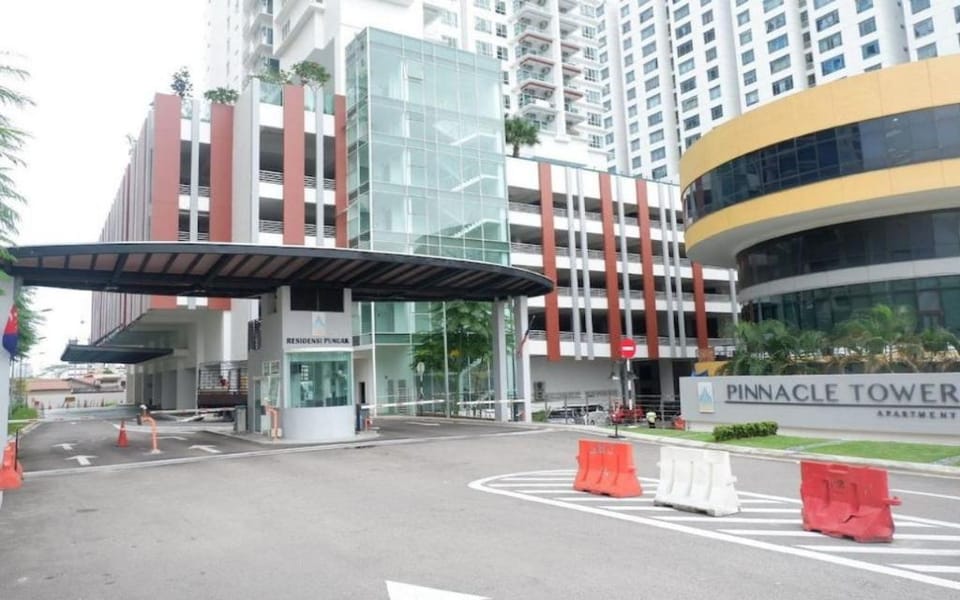 Supervalue Pinnacle Tower JB Town 3 Bed 2 Bath Apartment in Johor Bahru