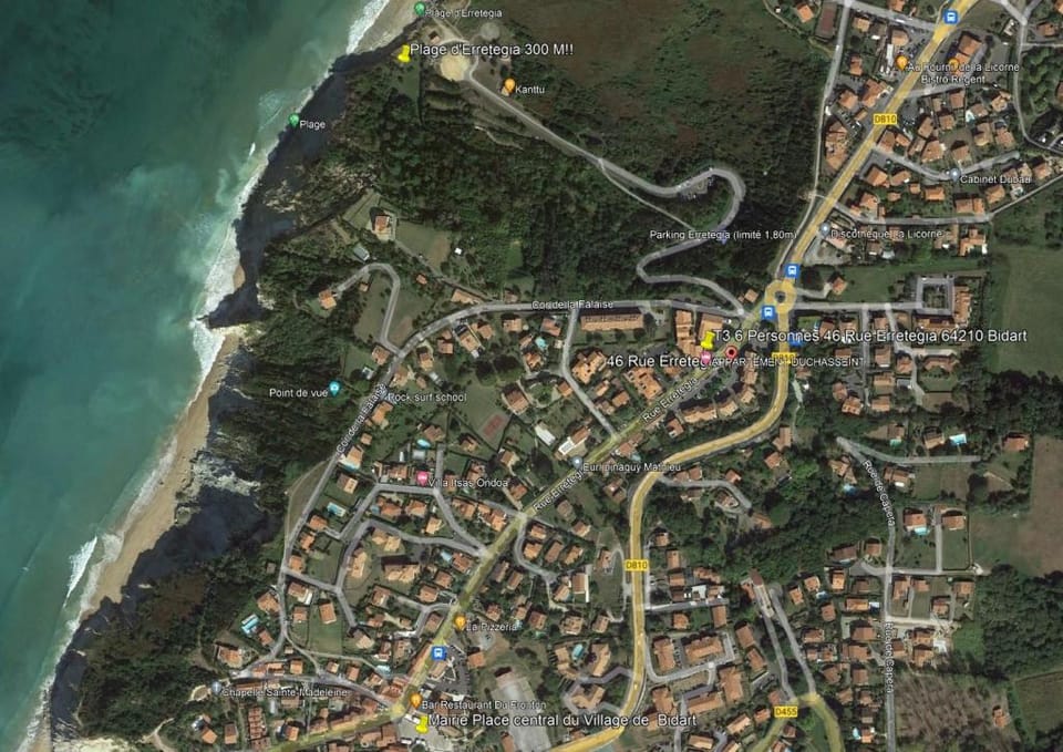 Coeur de Bidart!!300 M Plage et Mairie. Duplex 6 P Apartment in Bidart