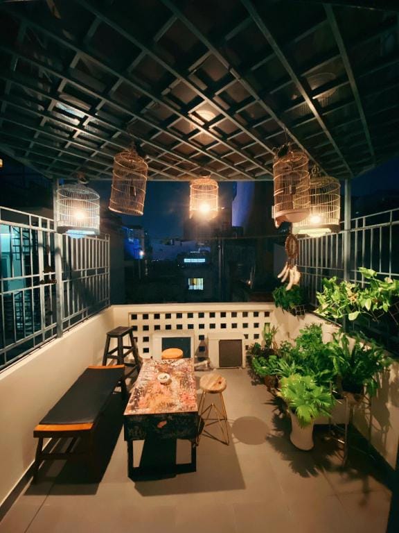 Double Bed in 1 Bunk Bed Dorm-Mixed( Share Room)3 Vacation rental in Ho Chi Minh City