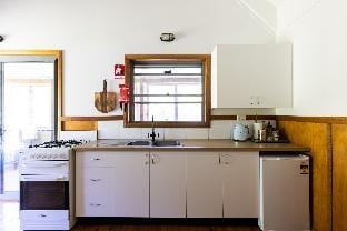 Loft Farm Cabin with fireplace "The Barrington" Vacation rental in New South Wales