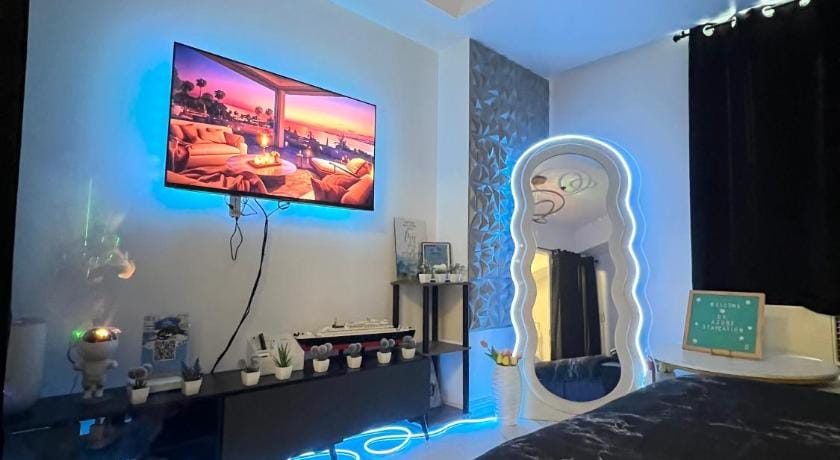 Azure Affordable Staycation Hotel in Paranaque