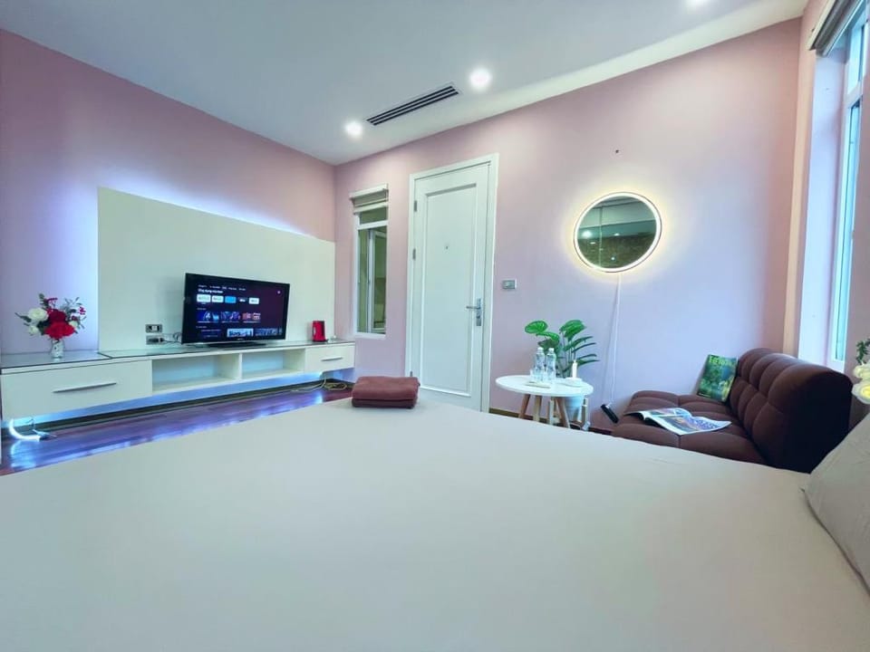 May - New Wings sdt: 036488-2999 Apartment in Hanoi