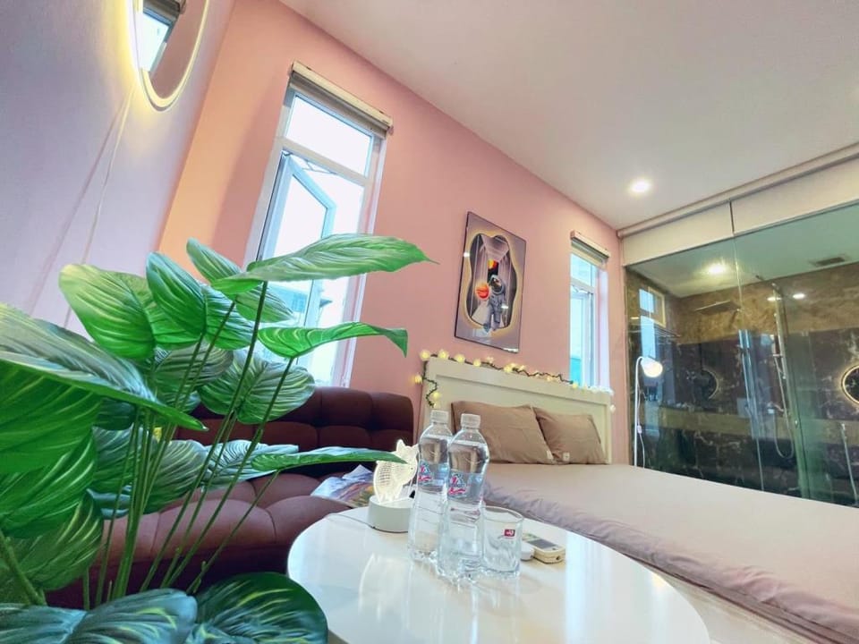 May - New Wings sdt: 036488-2999 Apartment in Hanoi