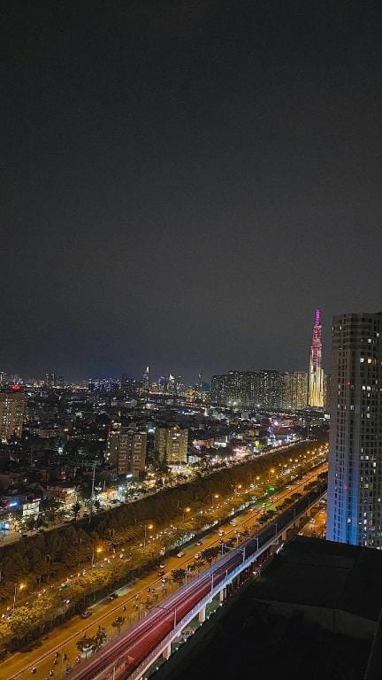 HHomes -2BR Masteri Thao Dien - Sunset View & Pool Apartment in Ho Chi Minh City