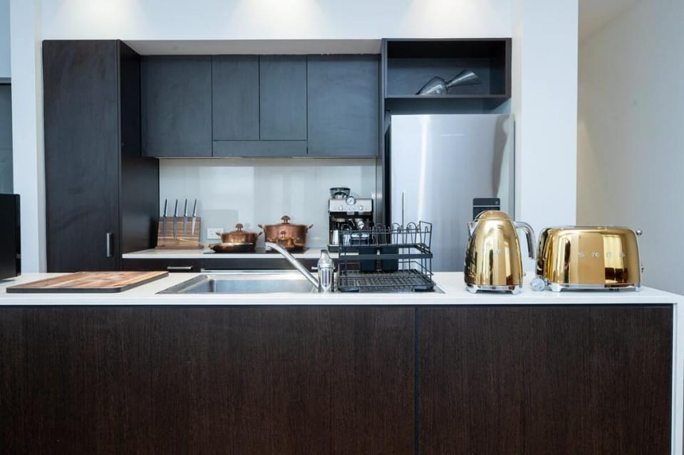 Eggie's Nest - Luxury Inner City Apartment Vacation rental in Sydney