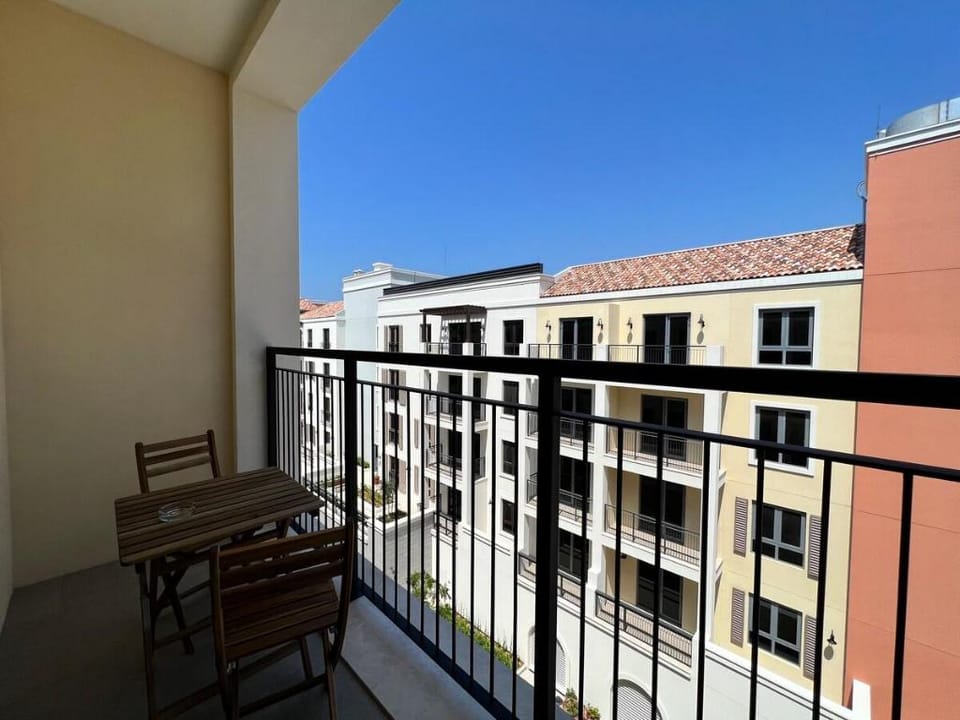 Luxury 1 Bed Home in Port de La Mer Vacation rental in Dubai